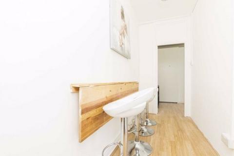 2 bedroom apartment to rent - WC1H