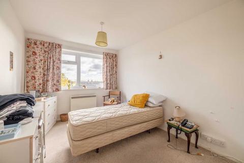 1 bedroom apartment for sale - Huntercombe Lane North, Slough SL1