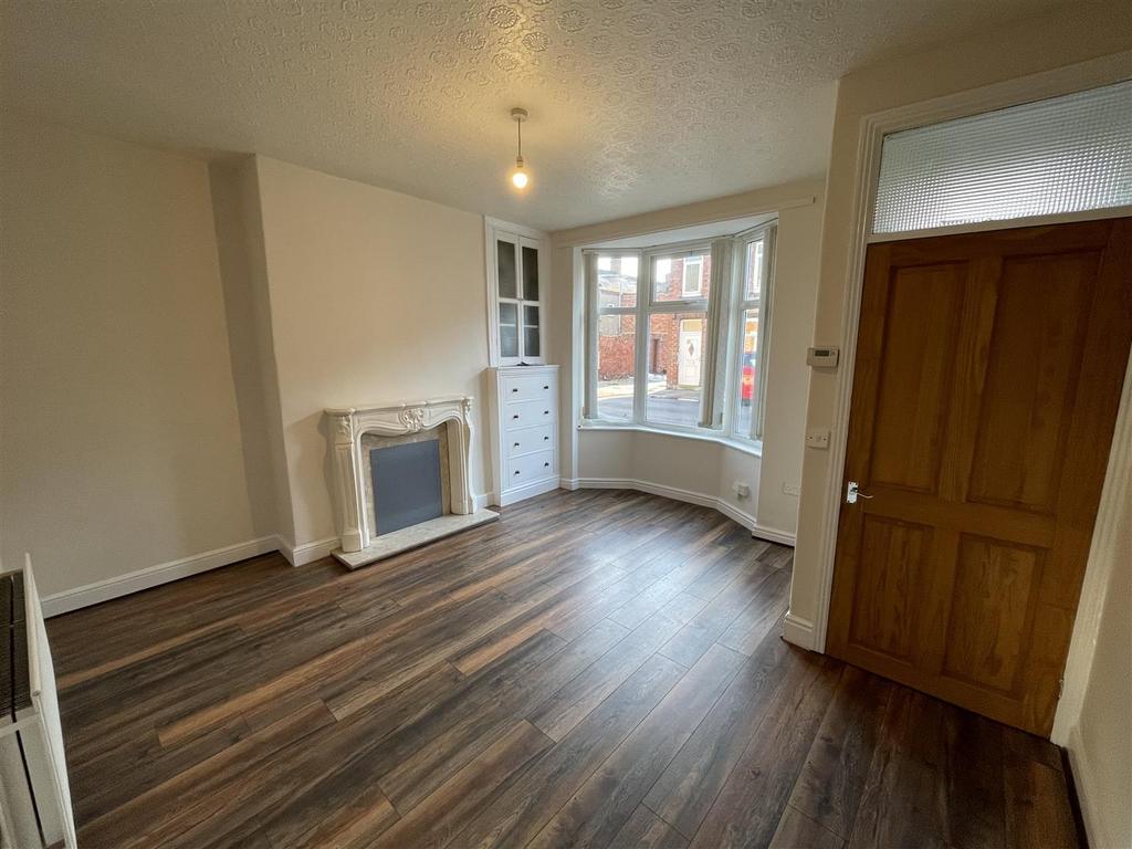 Falmer Road, Darlington 2 bed terraced house for sale £80,000