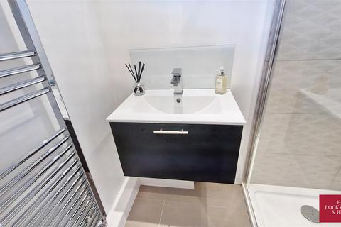 26 Elsham Close, Bramley, Rotherham, S66 3XZ