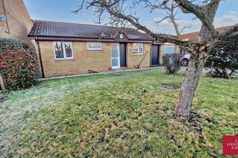 26 Elsham Close, Bramley, Rotherham, S66 3XZ