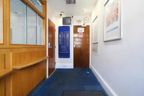 Office to rent, Northgate, Almondbury, Huddersfield, HD5 8RX