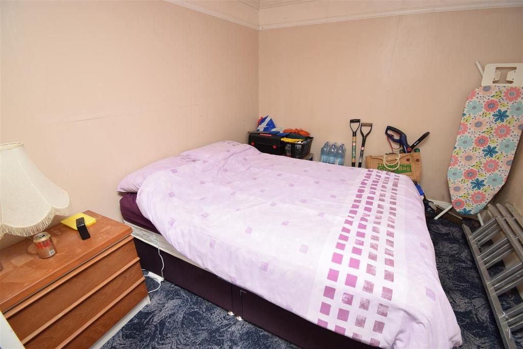 Bedroom one.jpg