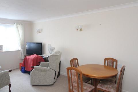 1 bedroom retirement property for sale, Maples Court, Bedford Road, Hitchin, SG5