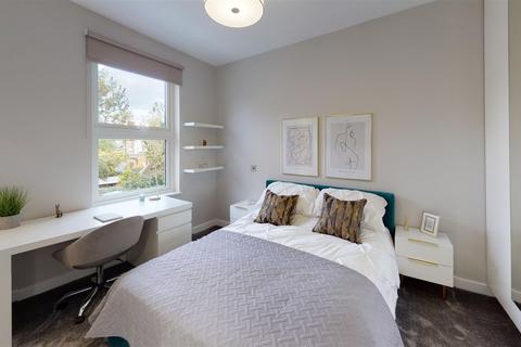 5 bedroom terraced house to rent - Rannoch Road, London