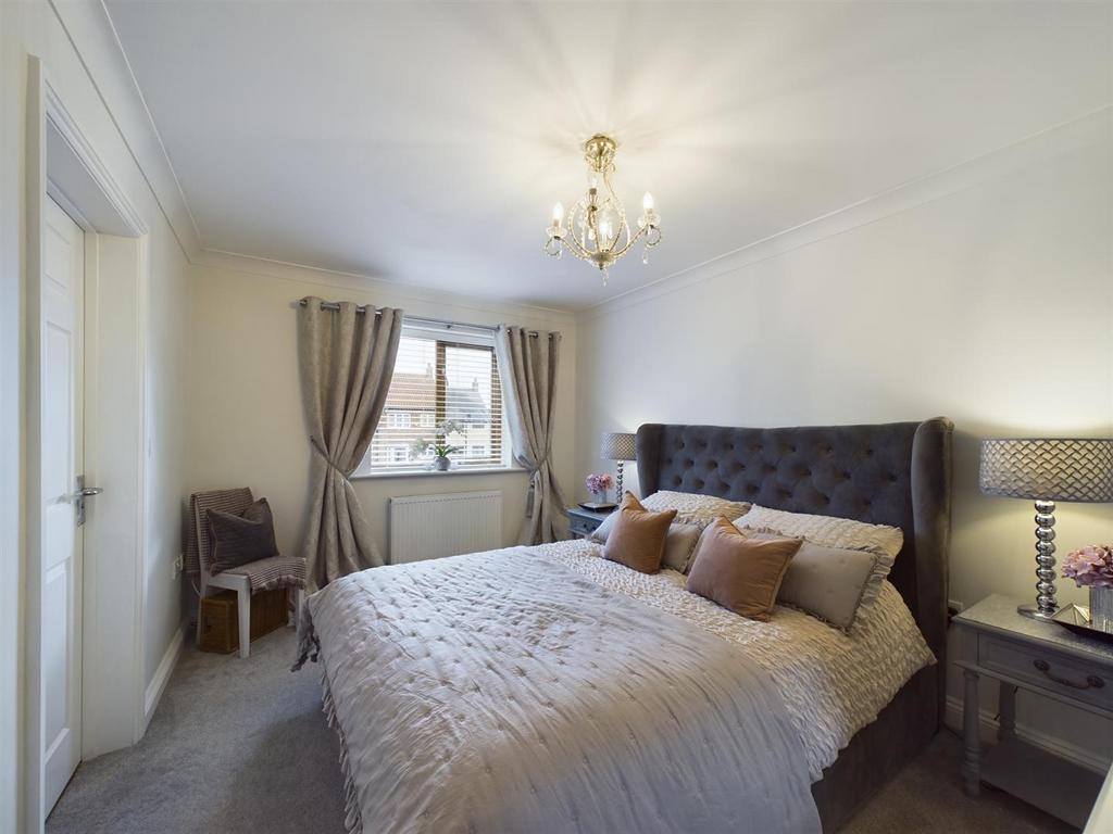 Bedroom:
