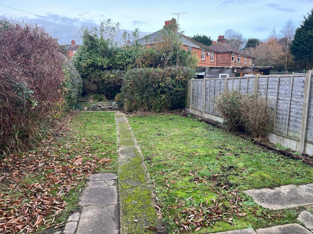 Grove Road, Parkstone, Poole 3 bed semidetached house £1,350 pcm (£