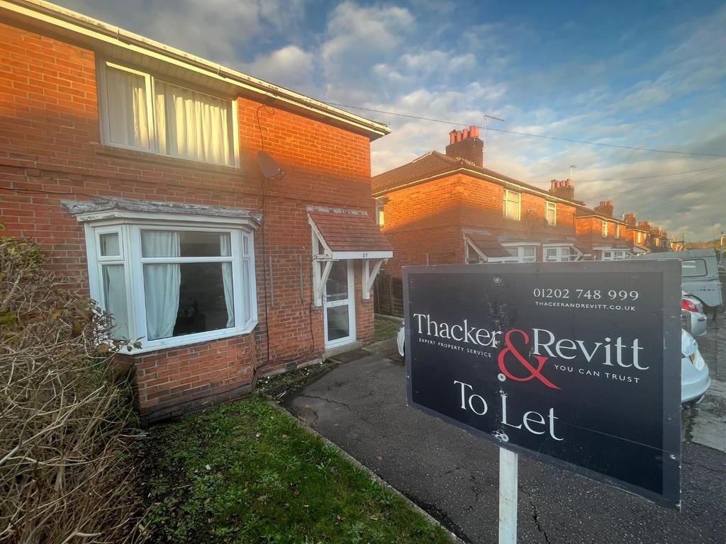 Grove Road, Parkstone, Poole 3 bed semidetached house £1,350 pcm (£