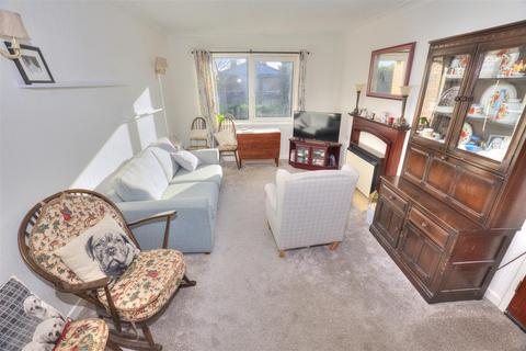 1 bedroom flat for sale, Blundellsands Road East, Liverpool L23