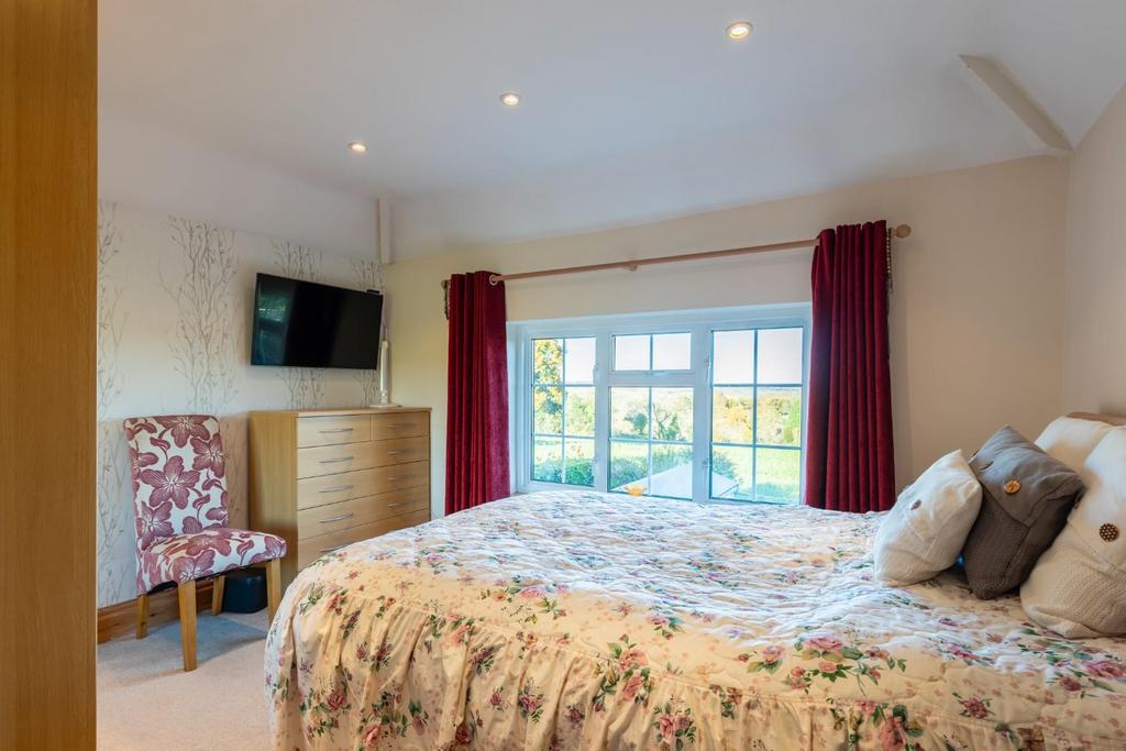 Bedrooms-4.jpg