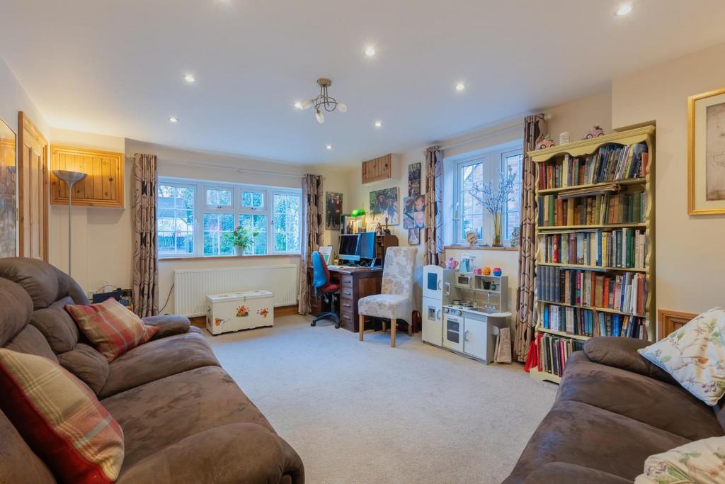 Reception rooms-4.jpg
