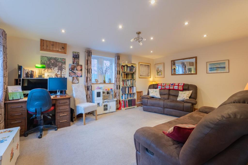 Reception rooms-3.jpg