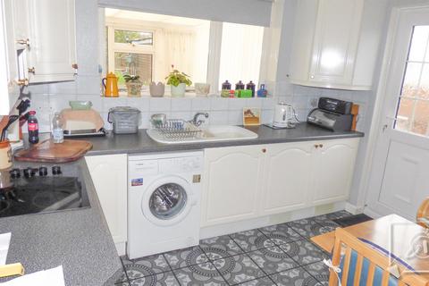 6 Dobson Road, Gravesend, DA12 5TE