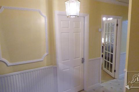 6 Dobson Road, Gravesend, DA12 5TE