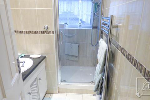 6 Dobson Road, Gravesend, DA12 5TE