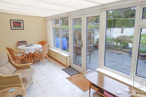 6 Dobson Road, Gravesend, DA12 5TE