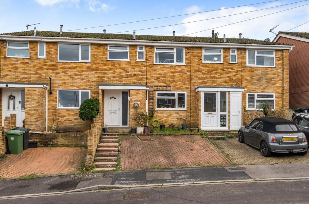 Ribble Close, Chandler's Ford 3 bed terraced house for sale £315,000