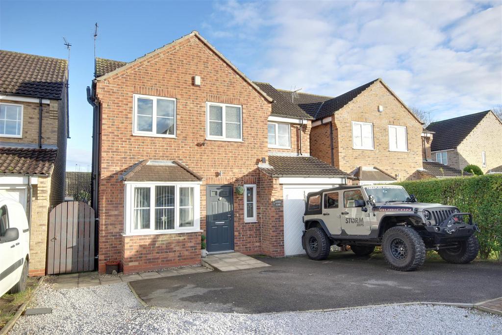 Linden Close, Gilberdyke 4 bed detached house for sale £295,000