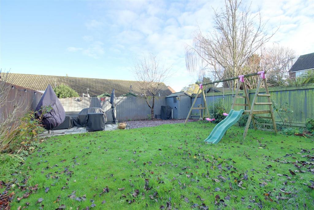 Linden Close, Gilberdyke 4 bed detached house for sale £295,000