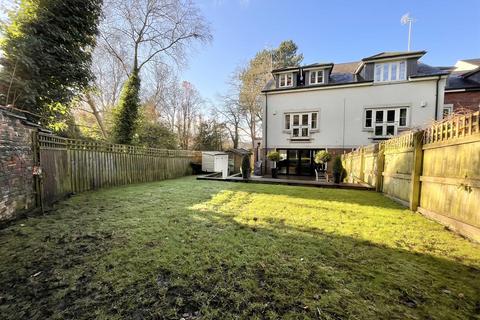 46 Manchester Road, Wilmslow, SK9 2JB