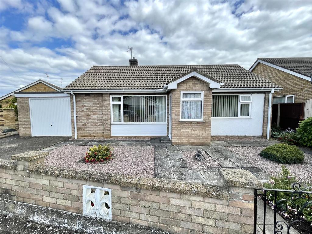 Westminster Drive, Spalding 2 bed detached bungalow for sale £220,000