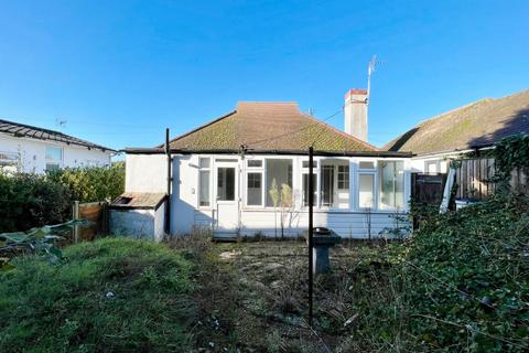 51 Coast Drive, Greatstone, New Romney, TN28 8NX