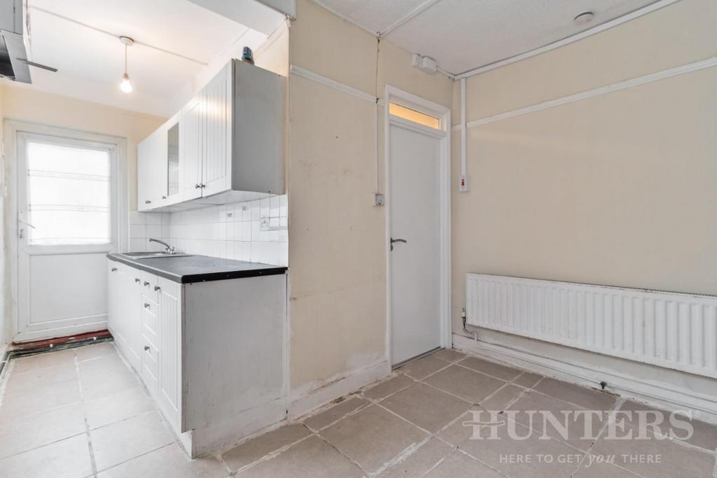 GFF, 110 Broadwater Road N17 6 ET-10.jpg