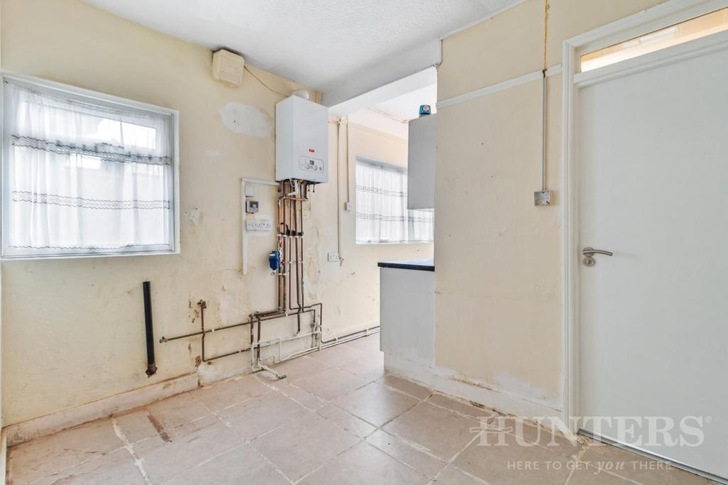 GFF, 110 Broadwater Road N17 6 ET-9.jpg