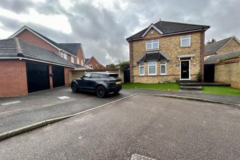 4 bedroom house to rent - Victoria Gate, Church Langley
