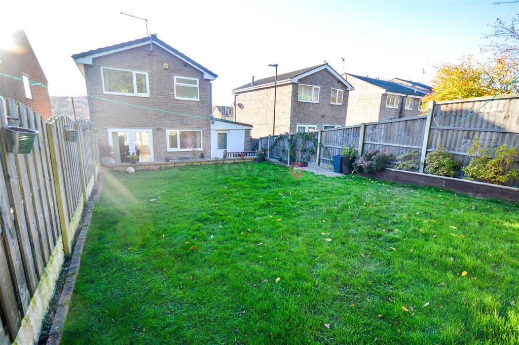 Hollybank Drive, Sheffield, S12 3 bed detached house for sale £230,000