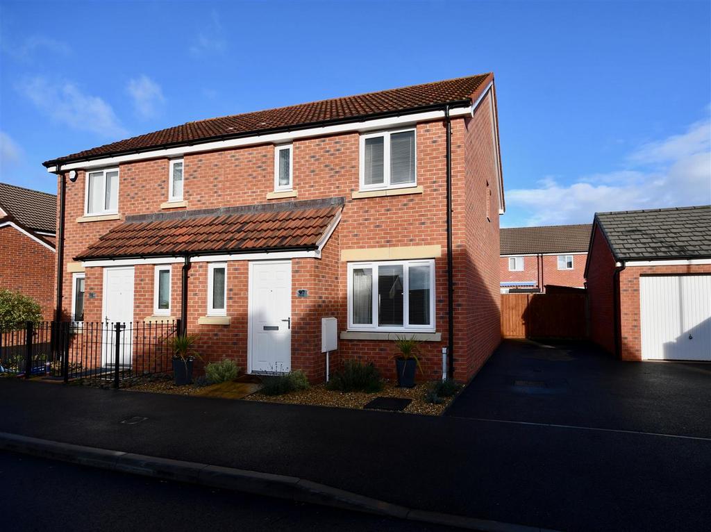 97 Hob Close