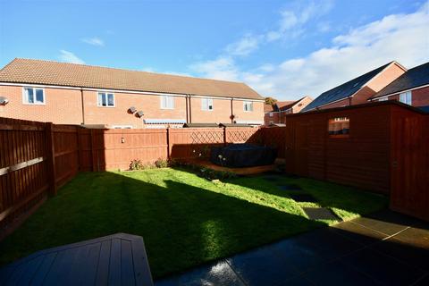 97 Hob Close, Monkton Heathfield, Taunton, TA2 8GN