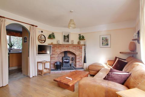 2 Fathersfield, Brockenhurst, SO42 7TH