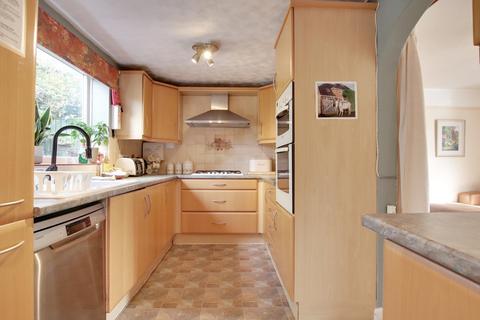 2 Fathersfield, Brockenhurst, SO42 7TH