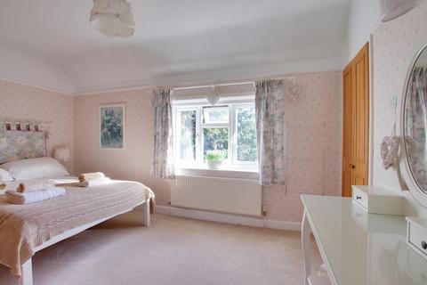 2 Fathersfield, Brockenhurst, SO42 7TH