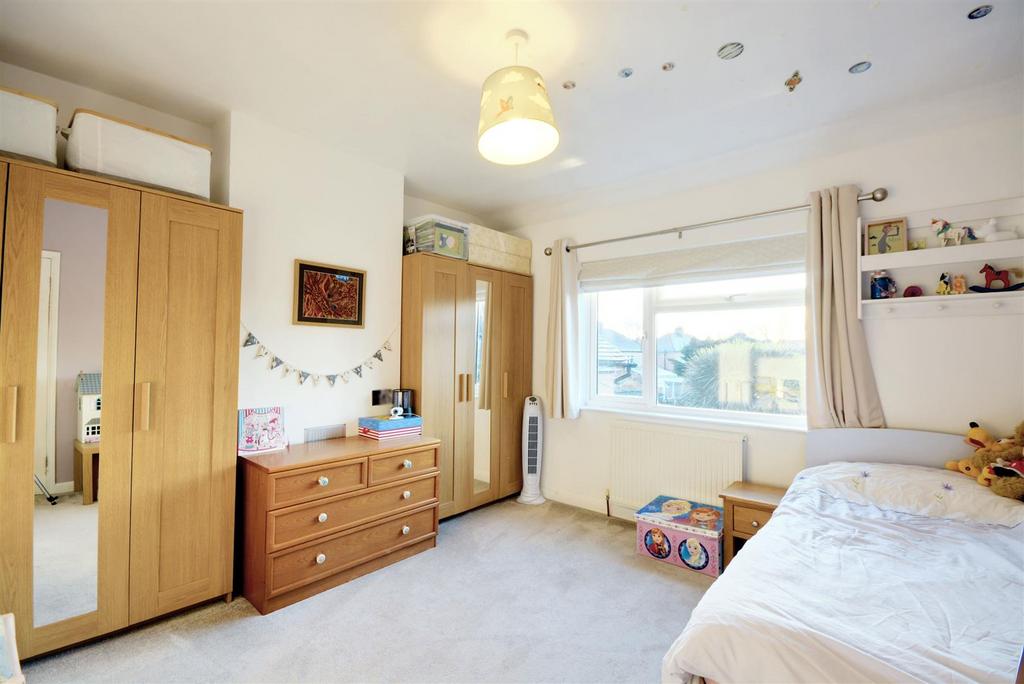 Bedroom 2 1.jpeg