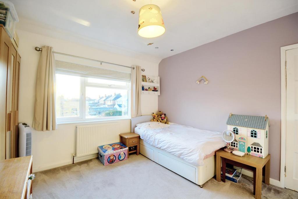 Bedroom 2 2.jpeg