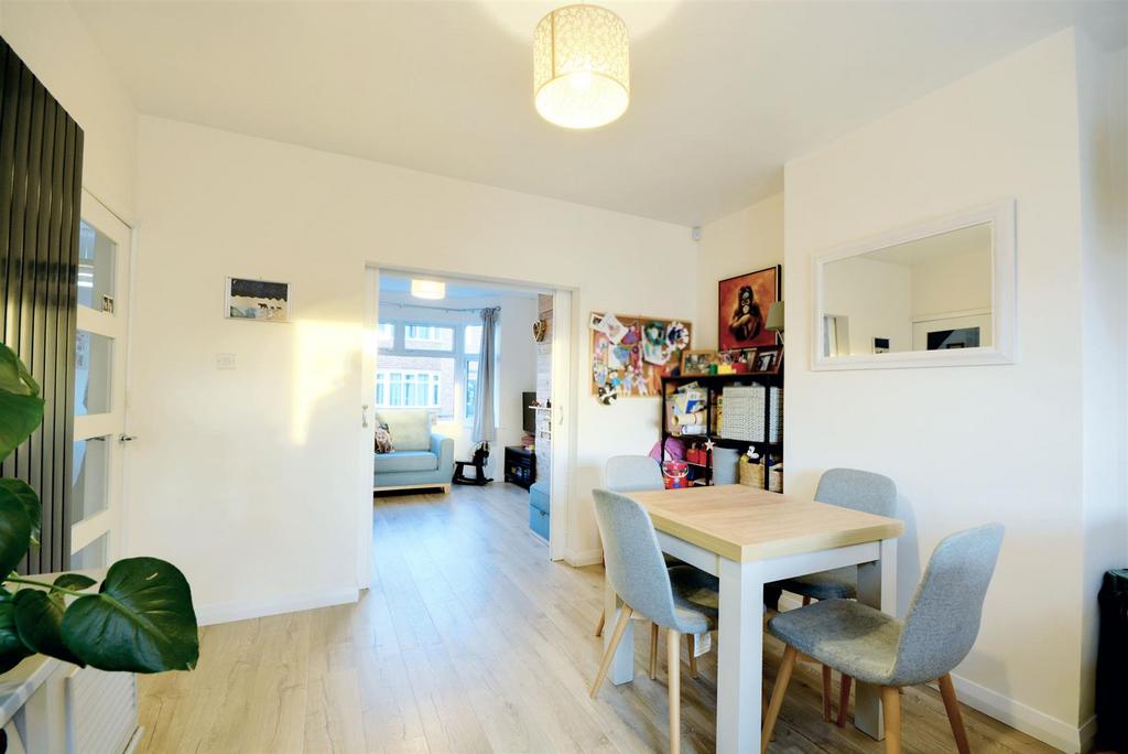 Dining Room 2.jpeg