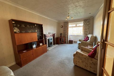 2 bedroom bungalow for sale, Surfleet Close, Nottingham