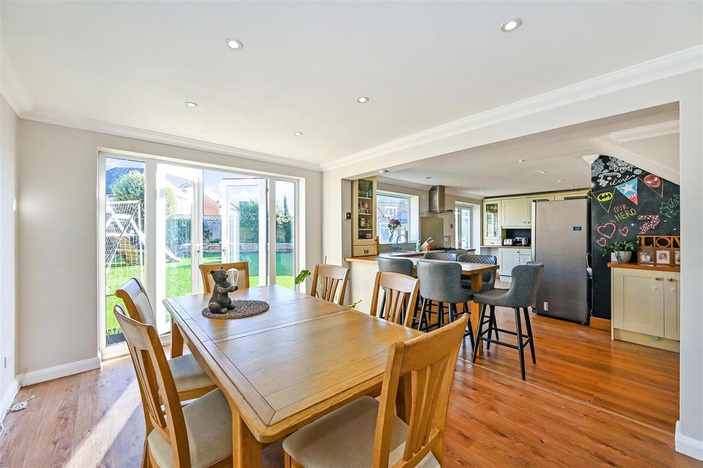 Kitchen/Breakfast Room