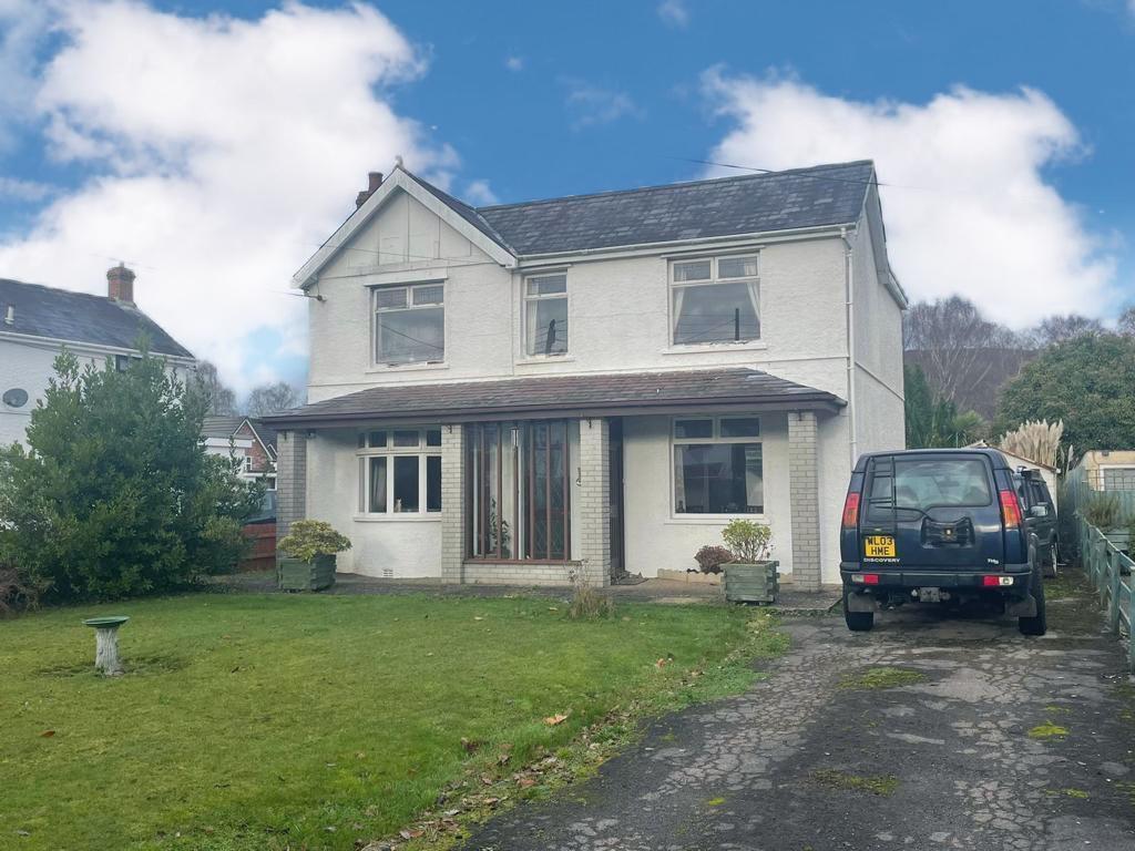 Pontardawe Road, Clydach, Swansea 4 bed detached house for sale £300,000