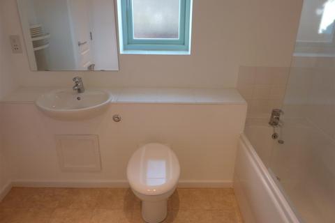 1 bedroom flat to rent - 18 St John`s CourtFalcon MewsBridgnorthShropshire