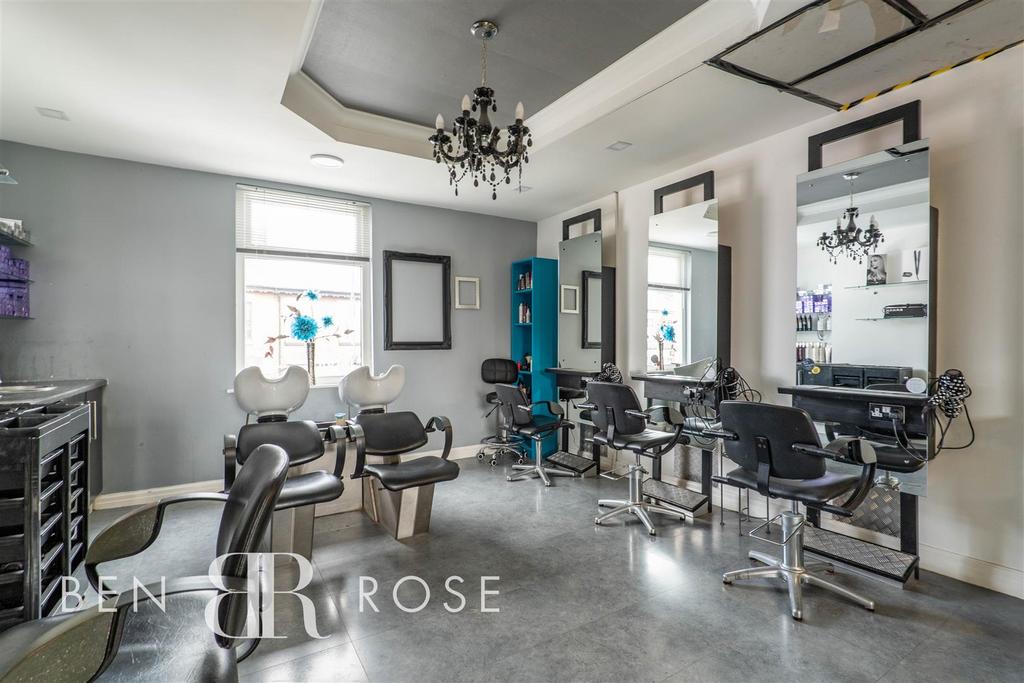 Salon First Floor