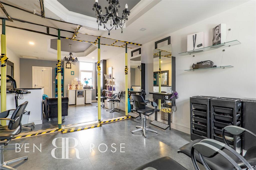 Salon First Floor