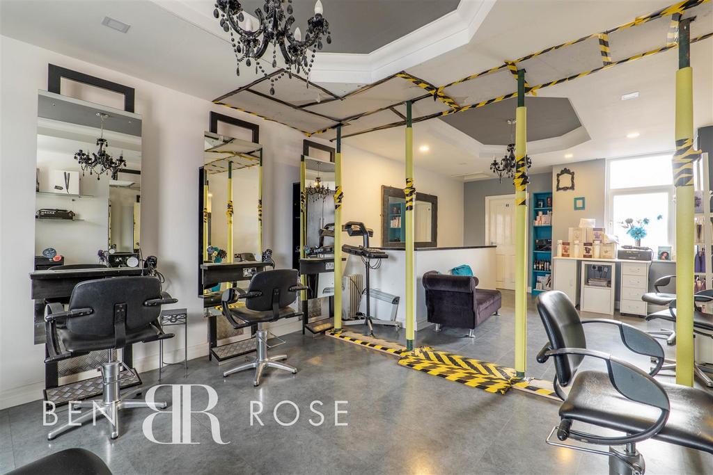 Salon