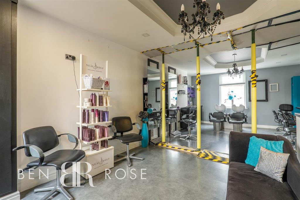 Salon First Floor