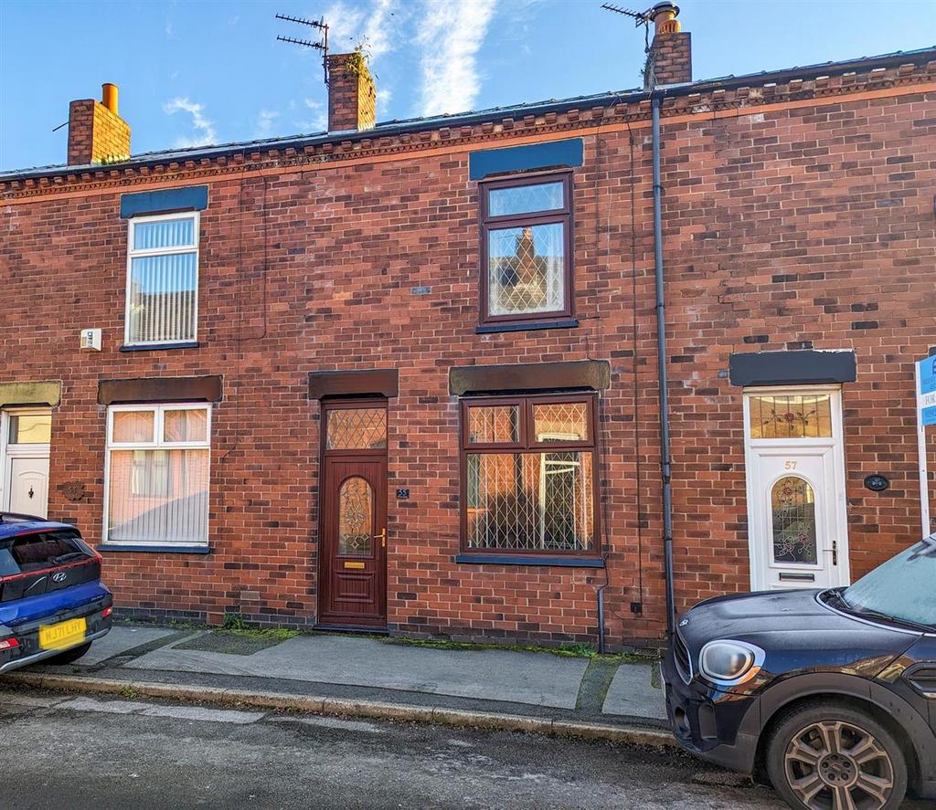 Milton Street, Leigh 2 bed terraced house for sale £119,950