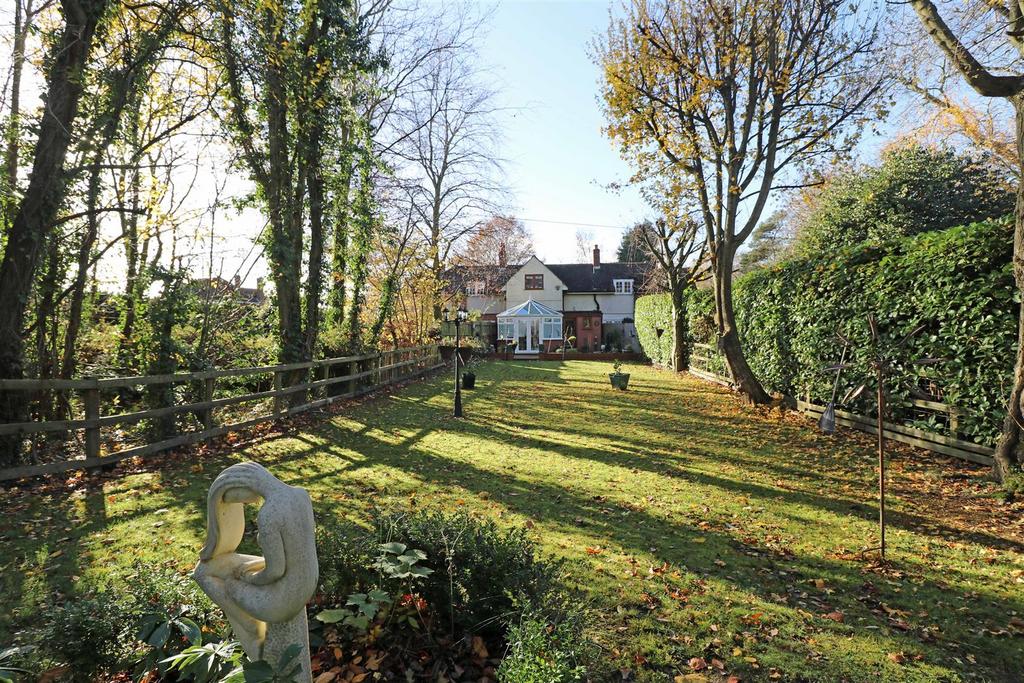 Large Rear Garden