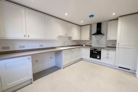 4 bedroom townhouse for sale, Leigh Road, Atherton, Manchester