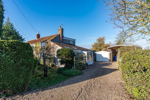 2 bedroom cottage for sale, Station Road, Old Leake, Boston, PE22